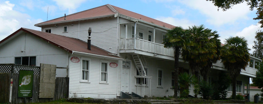 Te Puia Springs Hotel